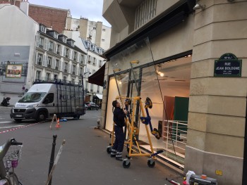 Remplacement Vitrines brisées